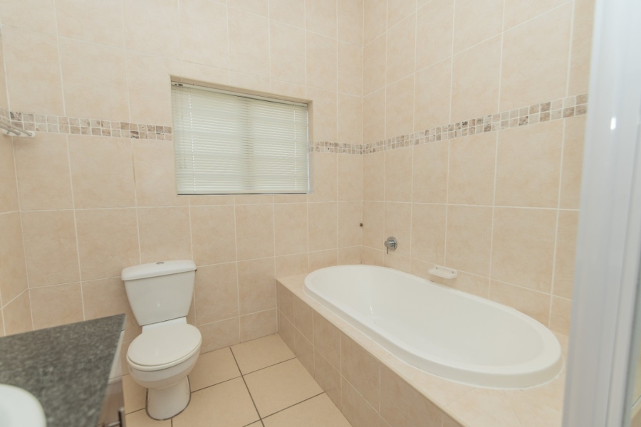 To Let 3 Bedroom Property for Rent in Lovemore Heights Estate Eastern Cape